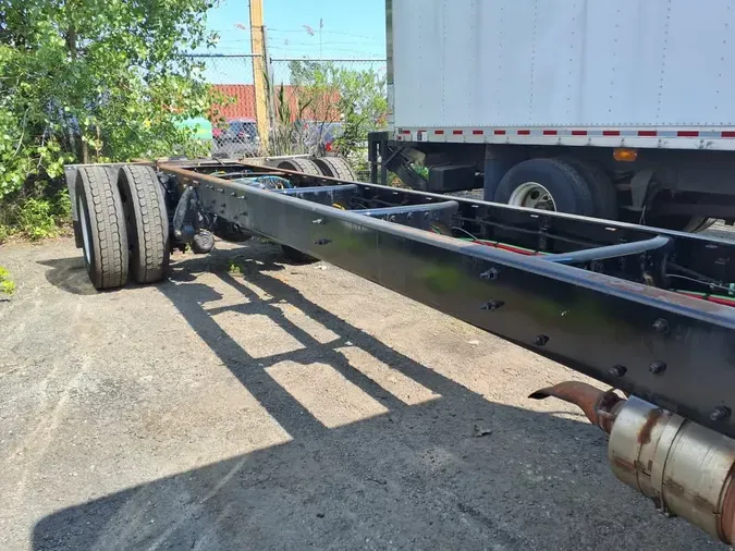 2019 FREIGHTLINER M2 106