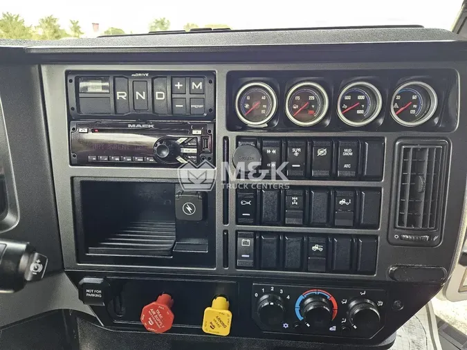 2020 MACK ANTHEM AN64T