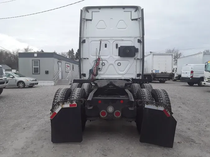 2019 FREIGHTLINER/MERCEDES CASCADIA 125