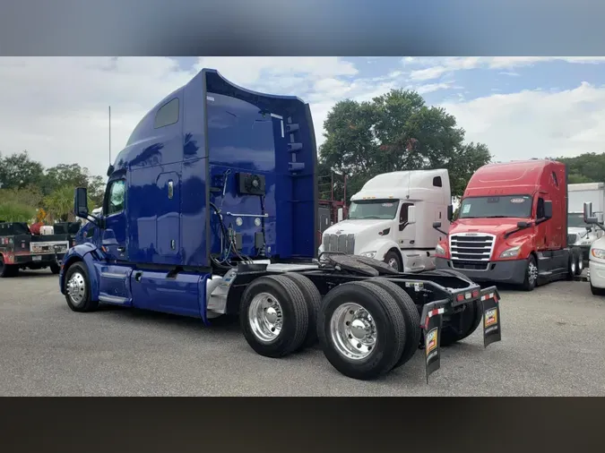 2022 Peterbilt 579