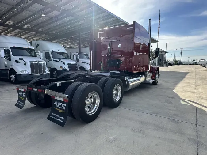 2022 Peterbilt 567