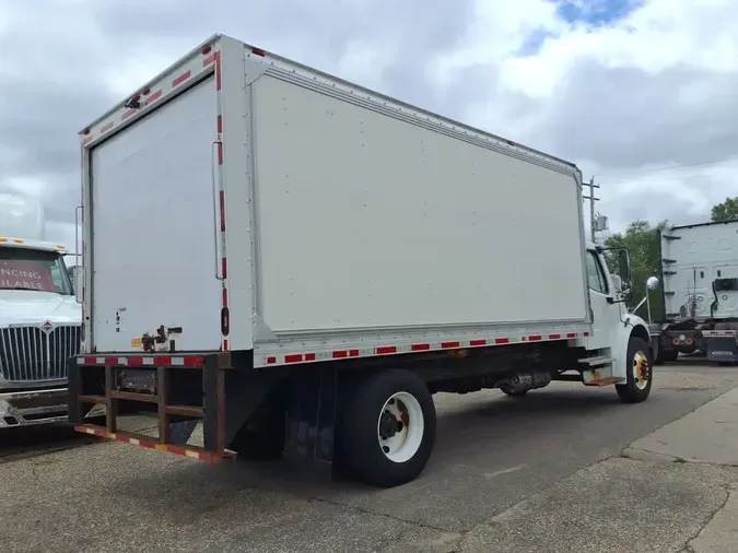 2019 FREIGHTLINER M2 106