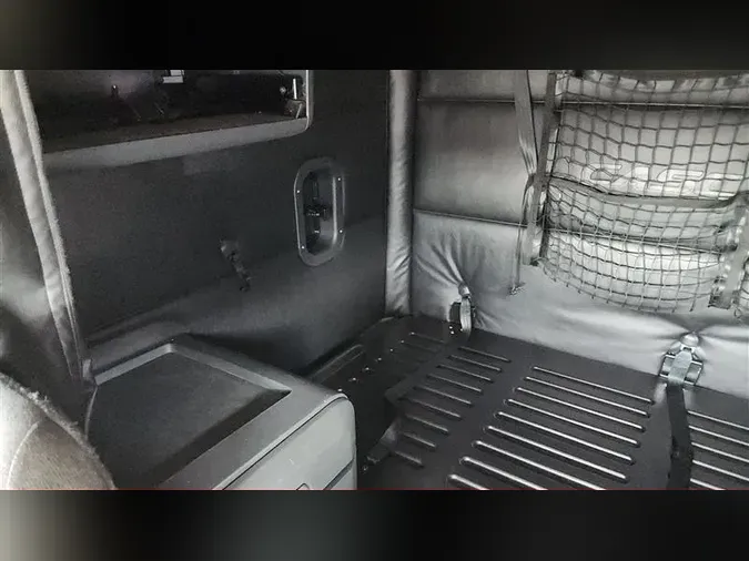 2023 FREIGHTLINER CA126