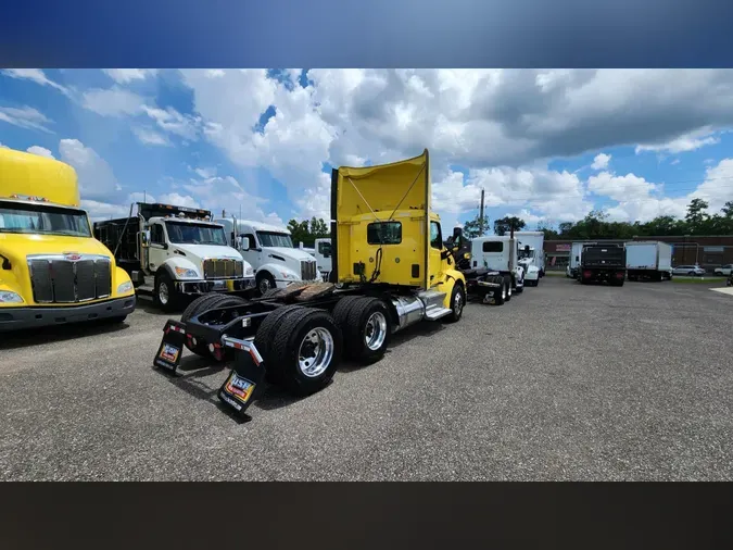 2021 Peterbilt 579