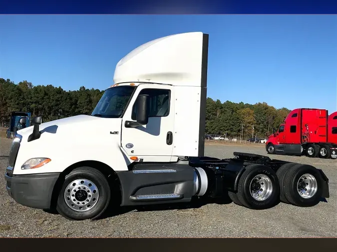 2021 INT LT625 6x4d0e167b49cf44e16df31b70ef4b30a94