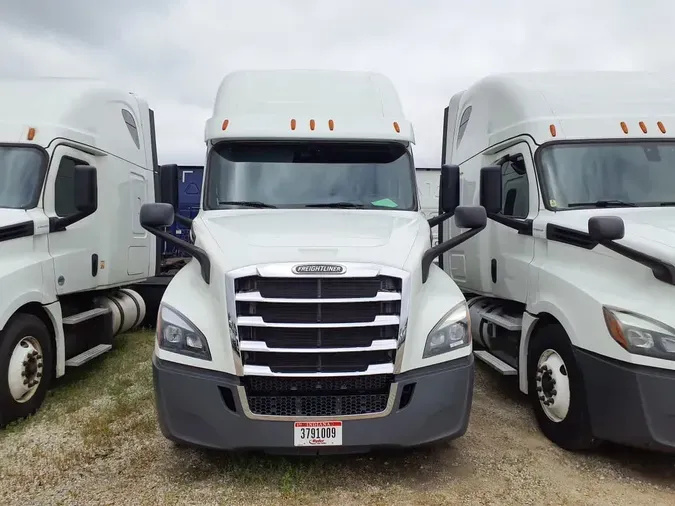 2019 FREIGHTLINER NEW CASCADIA PX12664