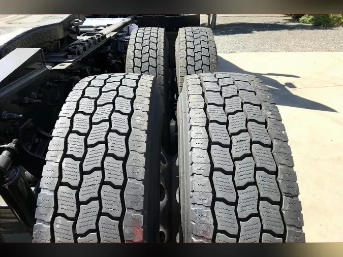 2021 INT LT625 6x4