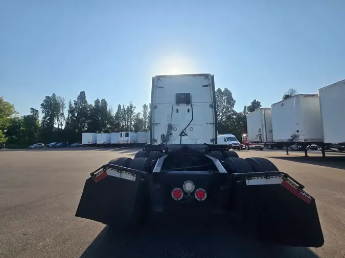 2021 FREIGHTLINER/MERCEDES NEW CASCADIA PX12664d0e43d7d35bd1a874761765671b3382e