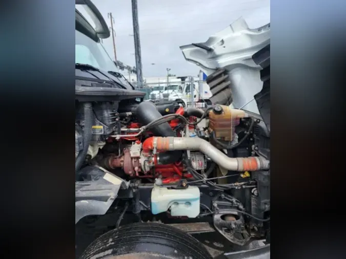 2019 NAVISTAR INTERNATIONAL LT625 DAYCAB T/A