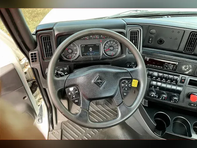 2021 INT LT625 6x4