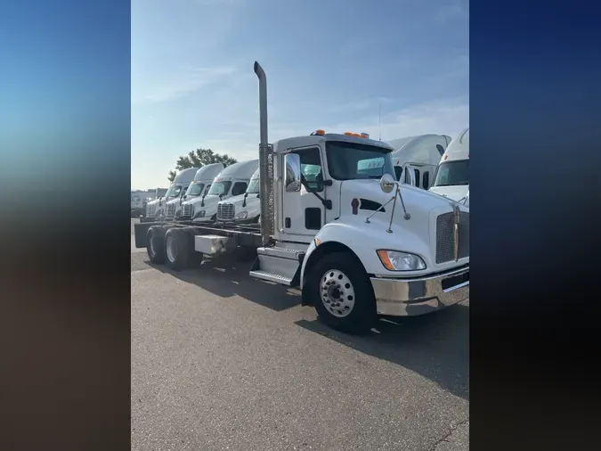 2022 KENWORTH TRUCKS T-370d0ebb18c554d31713a73ce8cbdf30f8a