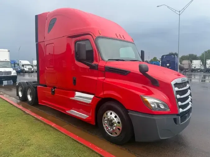2020 FREIGHTLINER CASCADEVO1