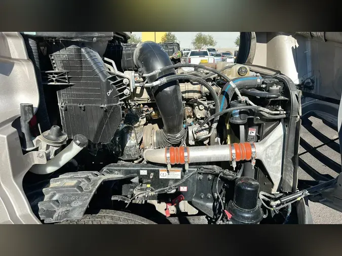 2022 Freightliner Cascadia 126d0eff202ce958f5582c0c84c8b50c049