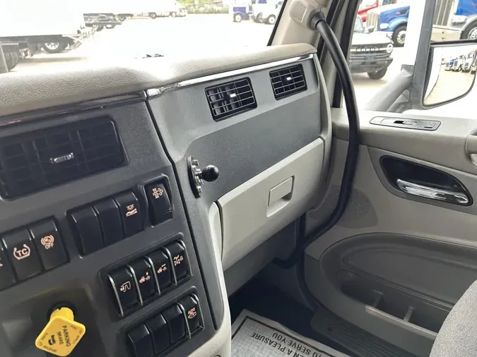 2021 Peterbilt 579