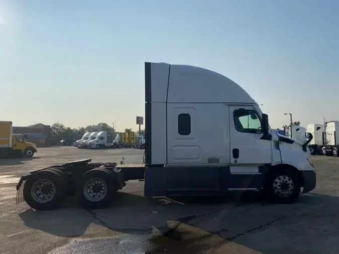 2021 Freightliner Cascadia