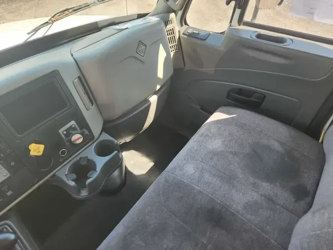 2018 NAVISTAR INTERNATIONAL 4300