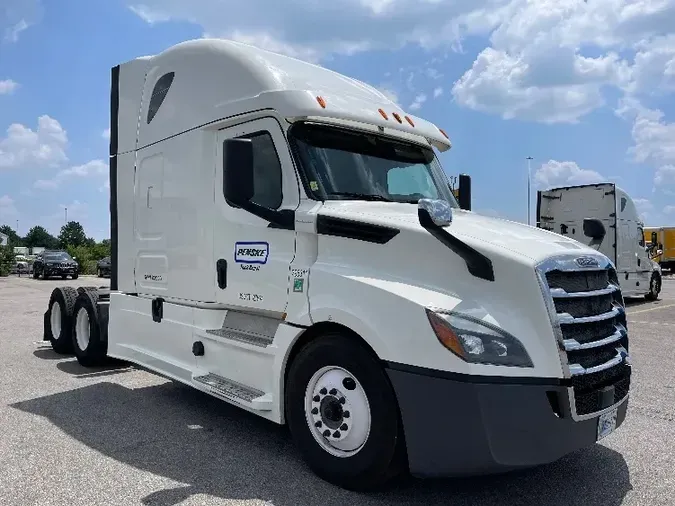 2018 Freightliner T12664STd0fac78fdde638487c8bf7a8c3fa239f