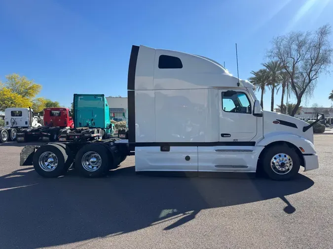 2024 Peterbilt 579