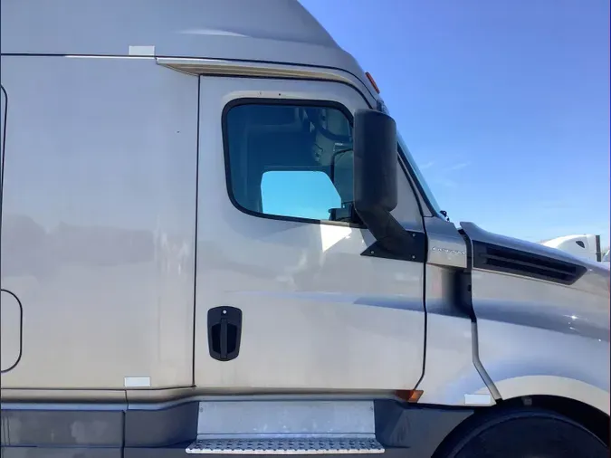 2020 Freightliner Cascadia