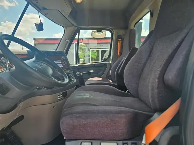 2019 FREIGHTLINER CASCADIA 125