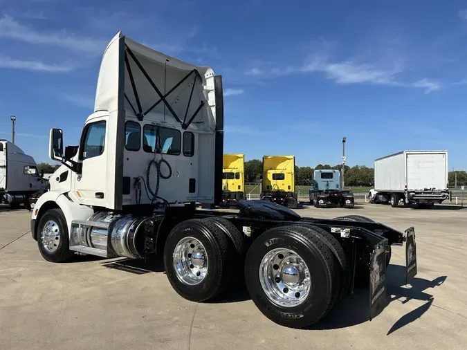 2021 Peterbilt 579