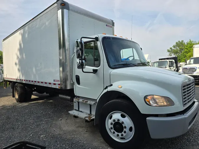 2016 FREIGHTLINER/MERCEDES M2 106