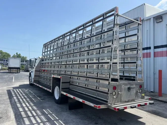 2019 FREIGHTLINER M2 106