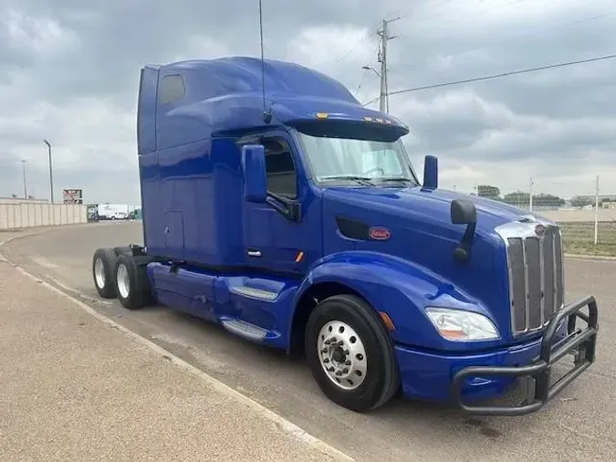 2021 Peterbilt 579