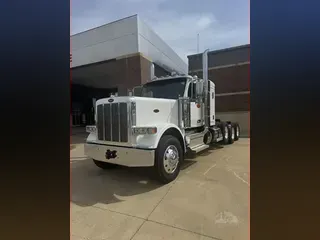 2027 PETERBILT 589