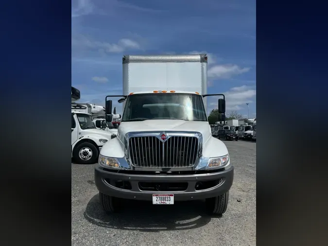 2019 NAVISTAR INTERNATIONAL 4300
