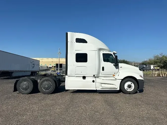 2019 International LT625