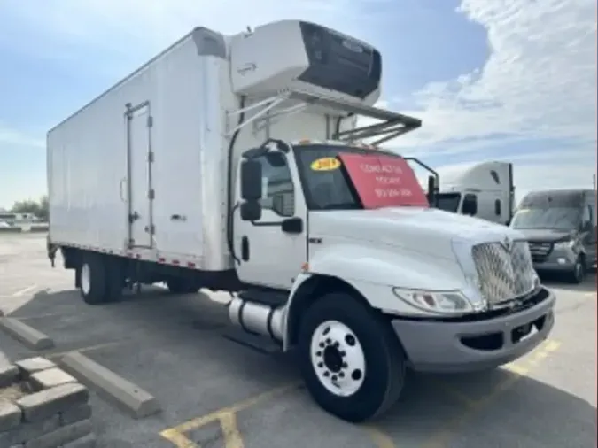 2020 NAVISTAR INTERNATIONAL MV607 (4X2)