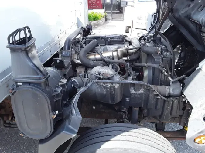2019 HINO HINO 195