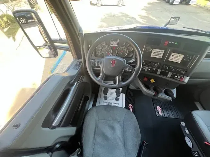 2021 Kenworth T680