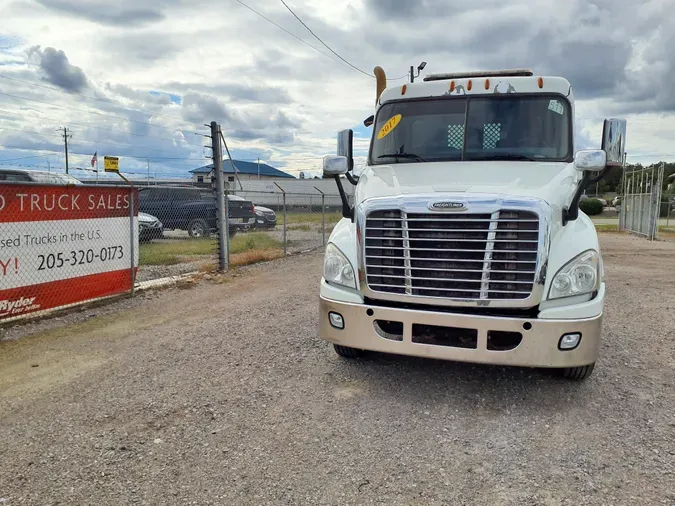 2017 FREIGHTLINER/MERCEDES CASCADIA 125