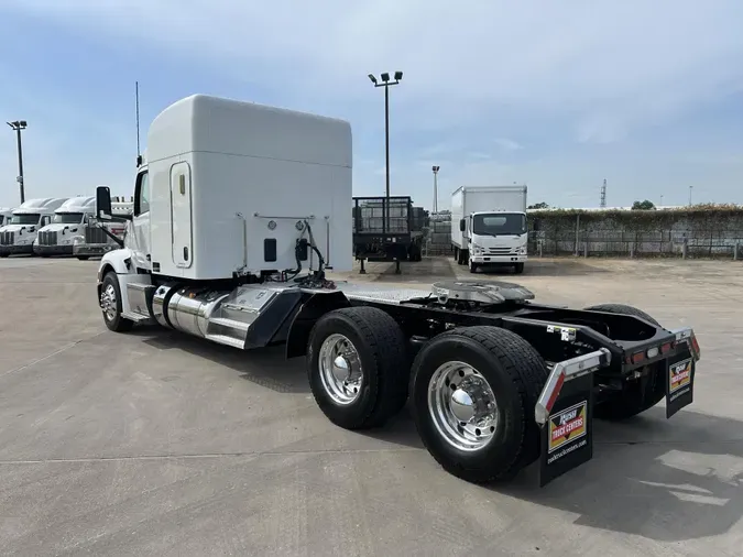 2023 Peterbilt 579