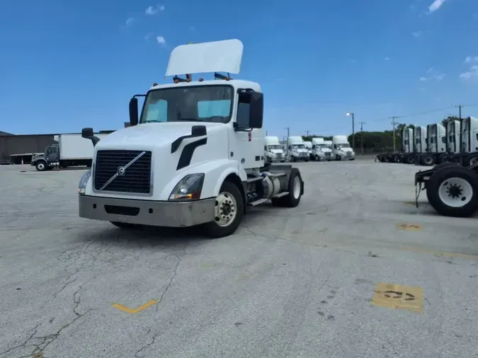 2016 VOLVO VNL42TRACTORd11c395a85c8a7fe37a2358903bd008a