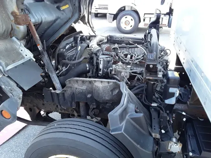 2019 HINO HINO 195