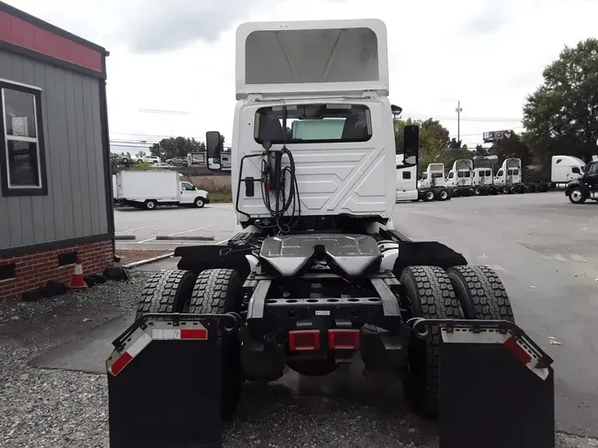 2018 NAVISTAR INTERNATIONAL RH613 DAYCAB T/A