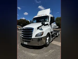 2020 FREIGHTLINER/MERCEDES NEW CASCADIA PX12664