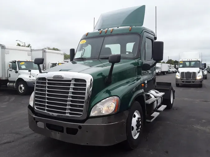 2016 FREIGHTLINER/MERCEDES CASCADIA 125d12505e8fe29a917f807d138751d08dc