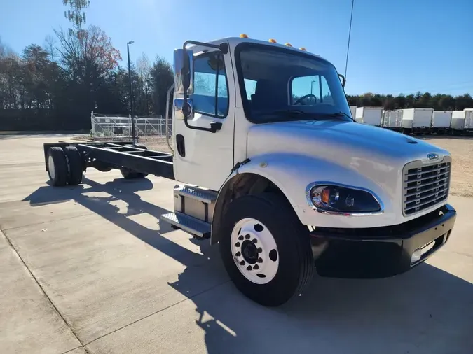 2019 FREIGHTLINER/MERCEDES M2 106