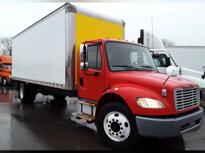 2018 FREIGHTLINER/MERCEDES M2 106