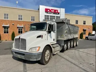 2017 KENWORTH T370