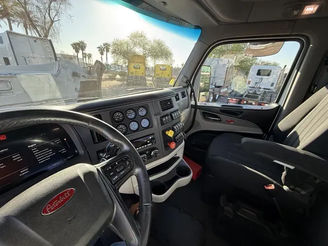 2023 Peterbilt 579