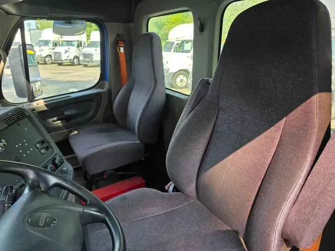 2019 FREIGHTLINER CASCADIA 125