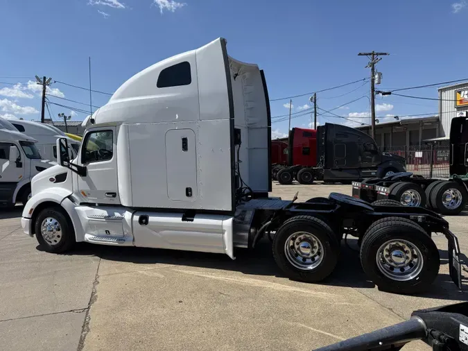 2022 Peterbilt 579