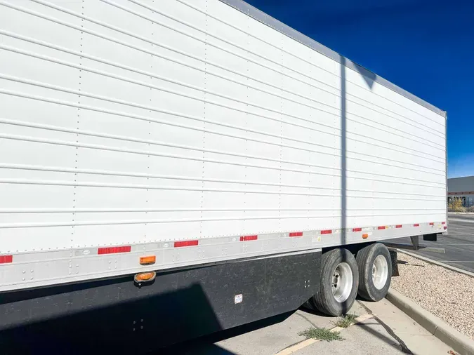 2015 UTILITY VS2RAd130ef53e709043c7341170d29e52bc9