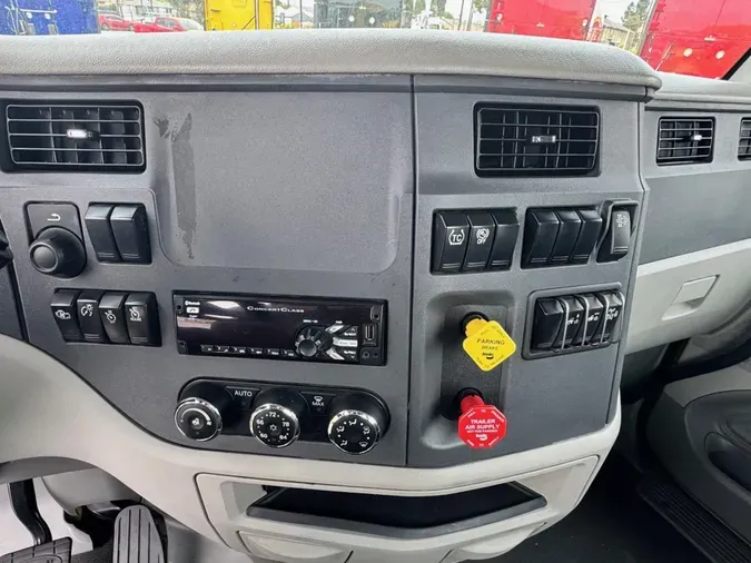 2021 Peterbilt 579