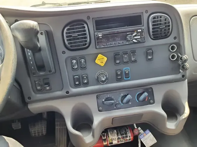 2020 FREIGHTLINER M2 106d13331498a49879b0d0abfbc59df5373